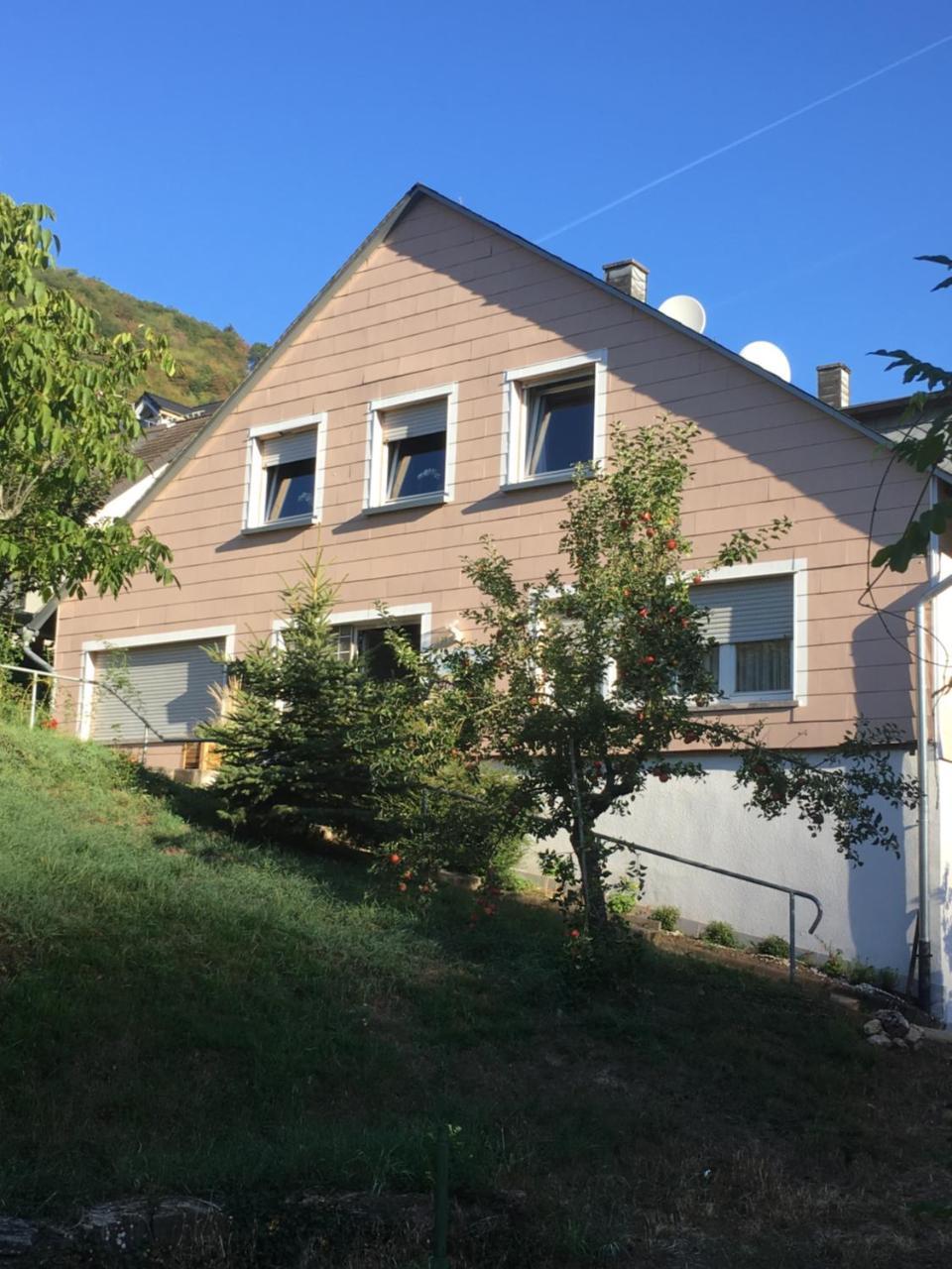 Moselina Gaestezimmer Sankt Aldegund Exterior foto